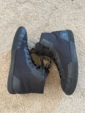 Flux Footwear all Black High-Top Casual Trainer Size women’s 10 / men’s 9